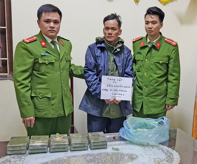 Cục Điều tra tội phạm ma túy Công an tỉnh Lạng Sơn: Phá án, bắt người vận chuyển 10 bánh ma túy - Đài Phát thanh